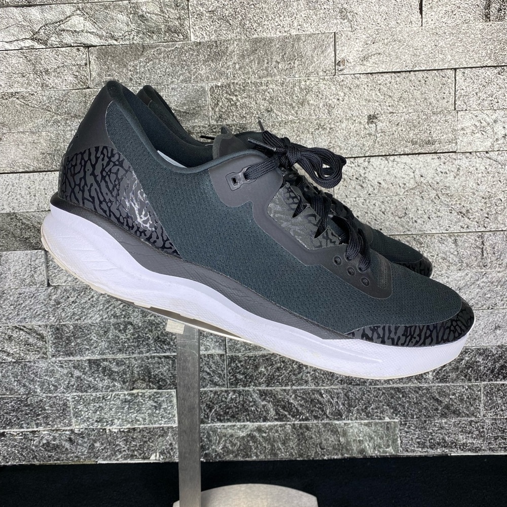 Jordan Zoom Tenacity 88 Black  / White - MNS14
